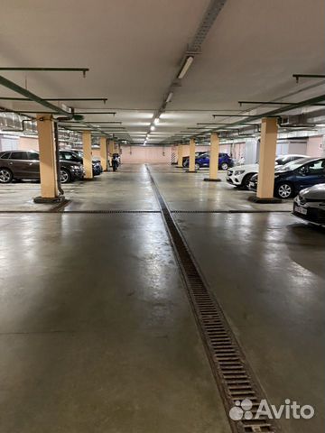 Машиноместо, 16 м²