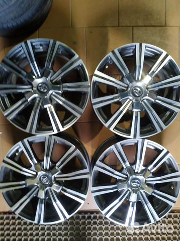 Диски бу литые R18 P на Toyota Land Cruiser 200