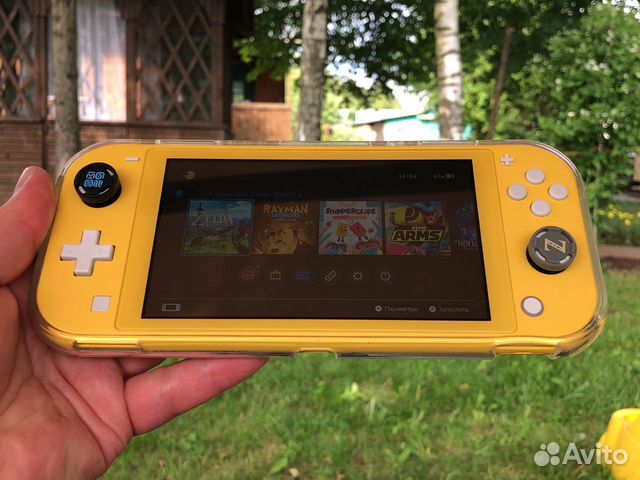 Портативная игровая приставка Nintendo Switch Ligh Портативная игровая приставка Nintendo Switch Ligh