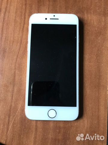 Телефон iPhone Телефон iPhone