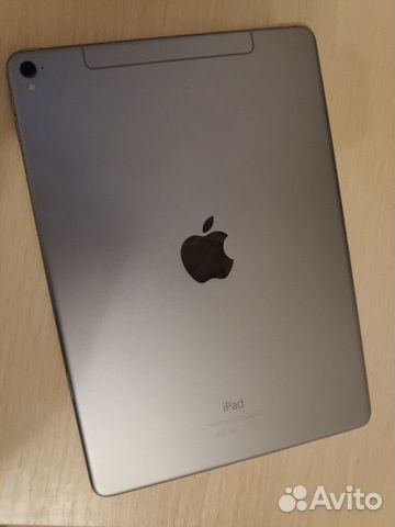 iPad pro 9.7 32 GB LTE (с симкой)