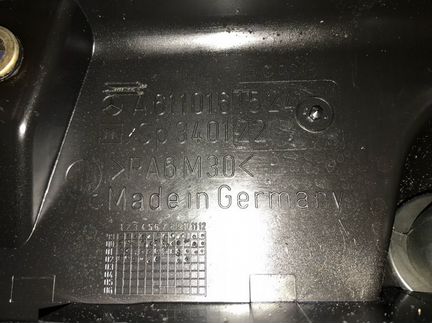 Крышка двигателя Mercedes V-Class W638 611.980 2.2