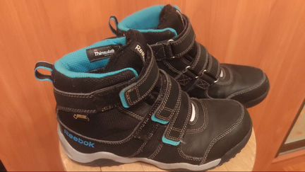 Кроссовки зимние Reebok размер 36.5