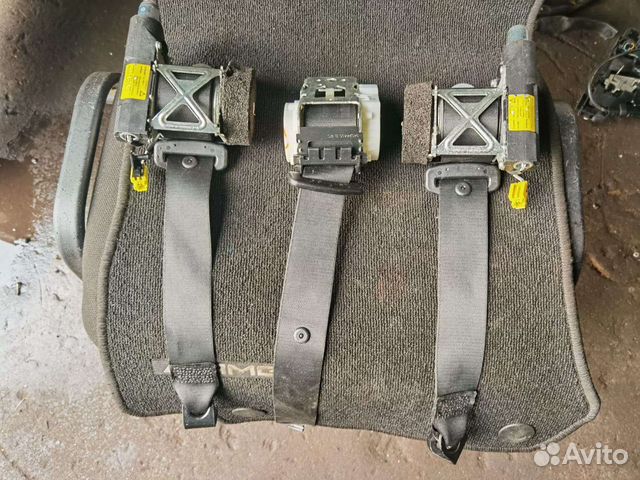 Ремень задний черный с пиропатроном Mercedes W212