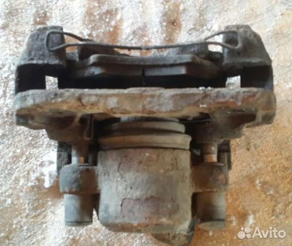 Суппорта передний Kia Spectra/Sephia II/Shuma