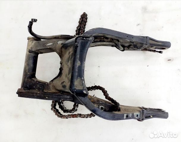 Suzuki GSX-R 1000 2003 задний маятник