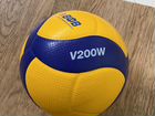 Волейбольный мяч mikasa mva v200w