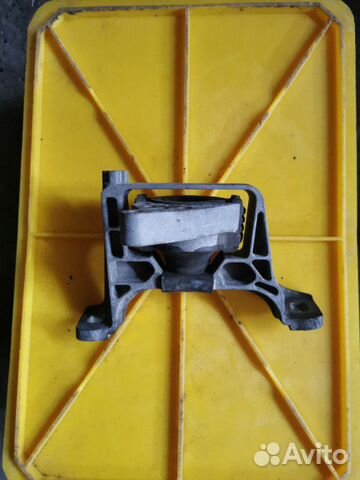 Подушка двигателя Mazda 3 Хэтчбек BL 1.6 Z6 2011