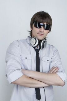 Диджей звукорежисер