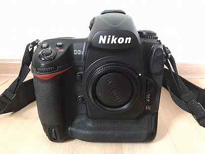 Nikon D3s body (пробег 19600 кадров)