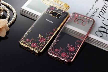 Чехол силиконовый со стразами и цветочками