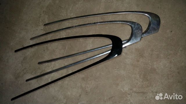 Jaguar XF 2007-2015 молдинг на заднюю левую дверь