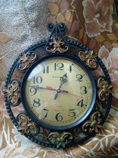 Настенные часы Янтарь СССР кварц