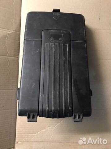 Крышка аккумулятора VAG