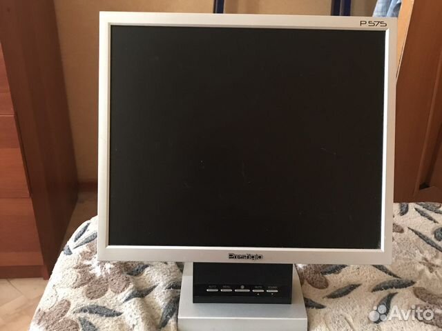 Монитор Samsung