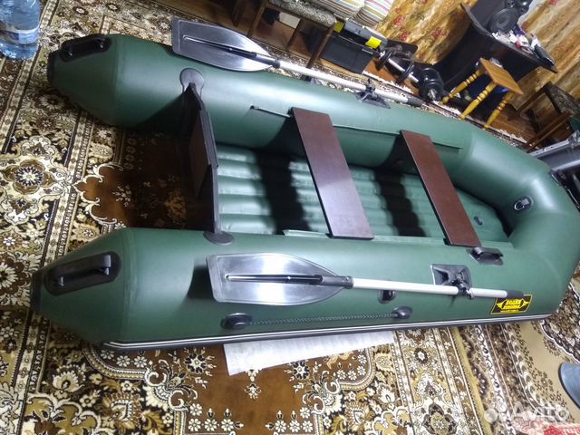 Лодка муссон с мотором