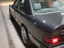Mercedes-Benz E-класс, 1993, с пробегом, цена 1 500 000 руб.