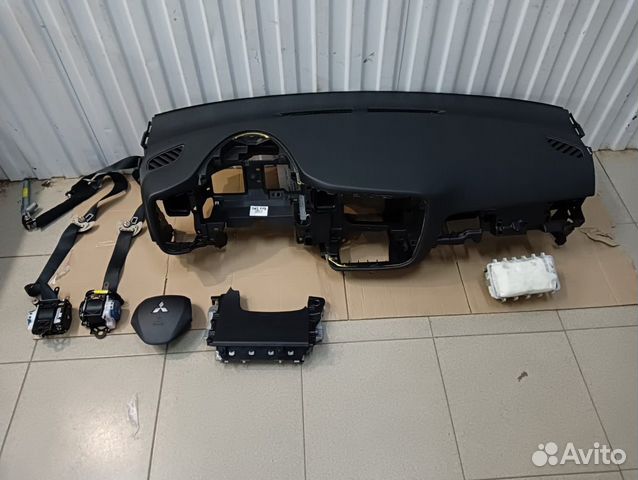 Торпеда панель Митсубиси Аутлендер 3 GF