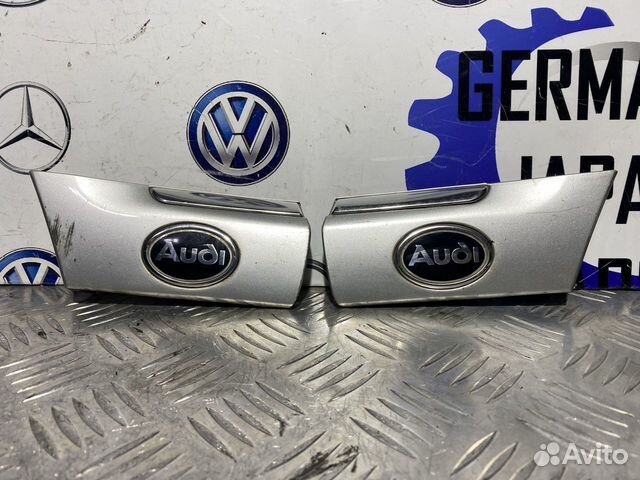 Молдинг в крыло Audi A8 S8 D2