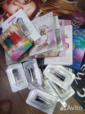 Пробники духов, помад, тональных кремов