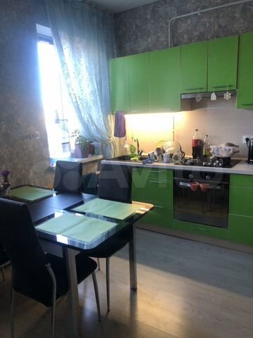 4-к. квартира, 84 м², 1/1 эт.