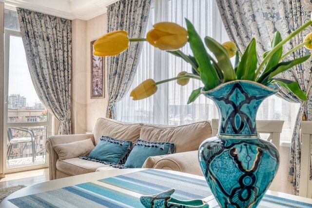 1-к. квартира, 54 м², 9/11 эт.