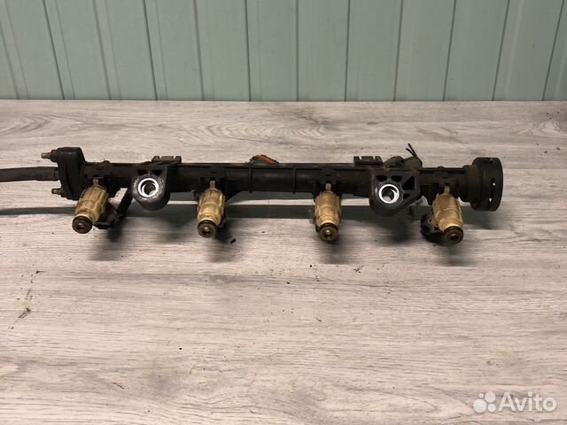 Топливная рампа с форсунками kia sportage 2