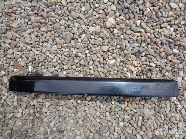 Накладка 5-й двери Nissan Xtrail NT30 QR20DE