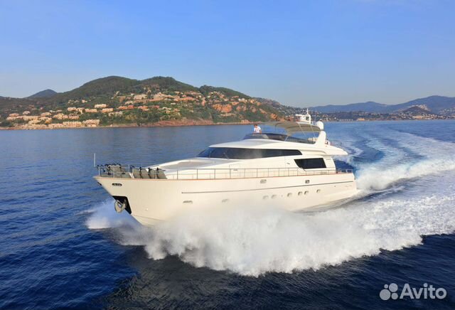 Моторная яхта Sanlorenzo 72 (2009, 1500 м/ч)