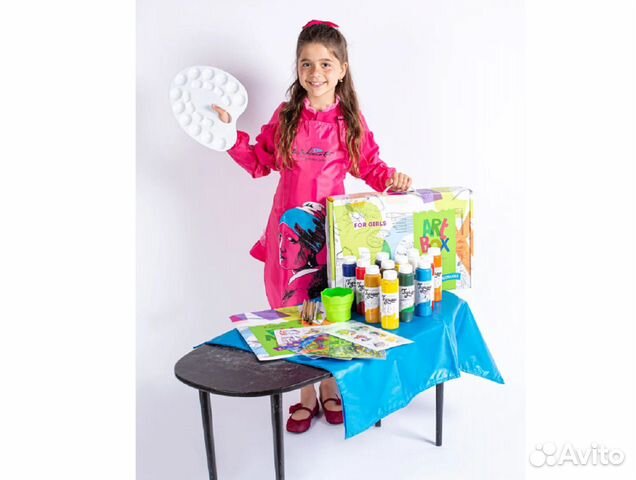 Набор для рисования от школы искусств 