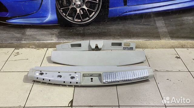 Обшивки багажника Mercedes W164