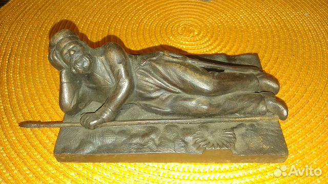 Статуэтка Драгун Солдат На Привале Куса Кус.З