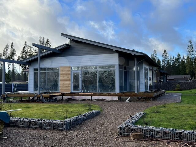 Дом 180 м² на участке 10 сот.