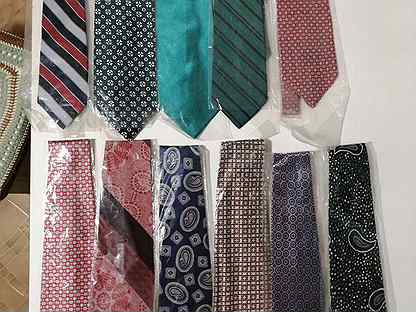Новые мужские галстуки (11 штук)