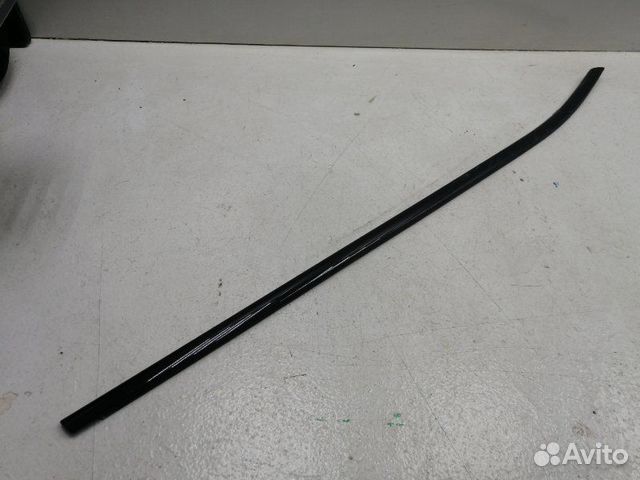 Уплотнитель стекла двери передний правый Bmw X4