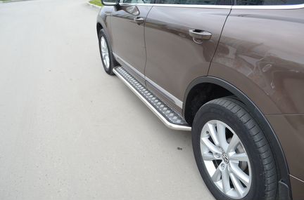 Пороги подножки на VW Volkswagen Touareg