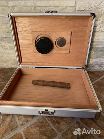 Кейс для сигар(хьюмидор)