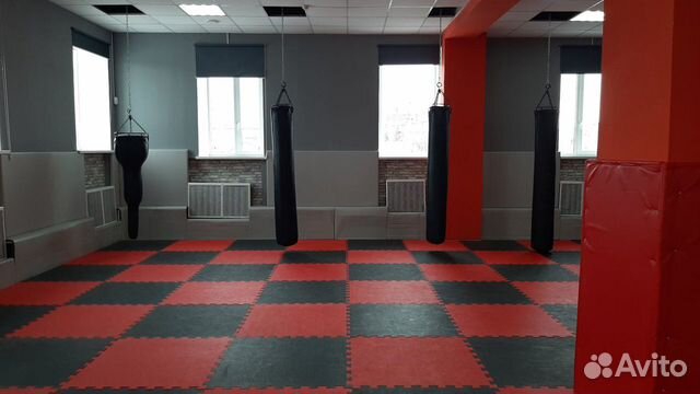 Мягкая защита стен красного цвета SportStyle