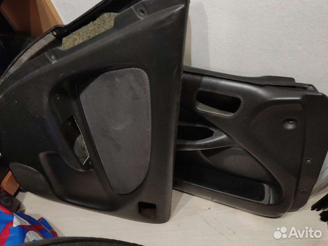 Запчасти toyota Avensis 1