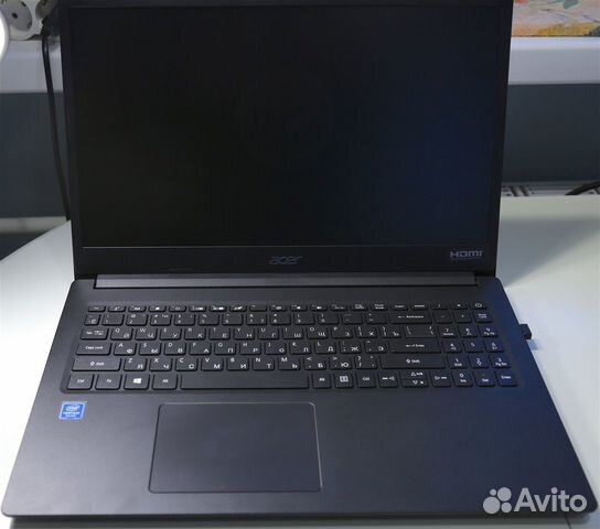 Ноутбук Acer EX215-31-P8S2 (N19H1) и мышь Logitech