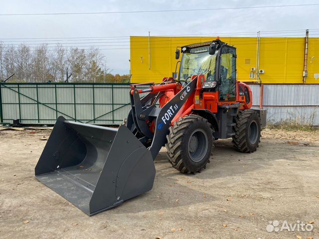 Фронтальный погрузчик Fort 55, 2022