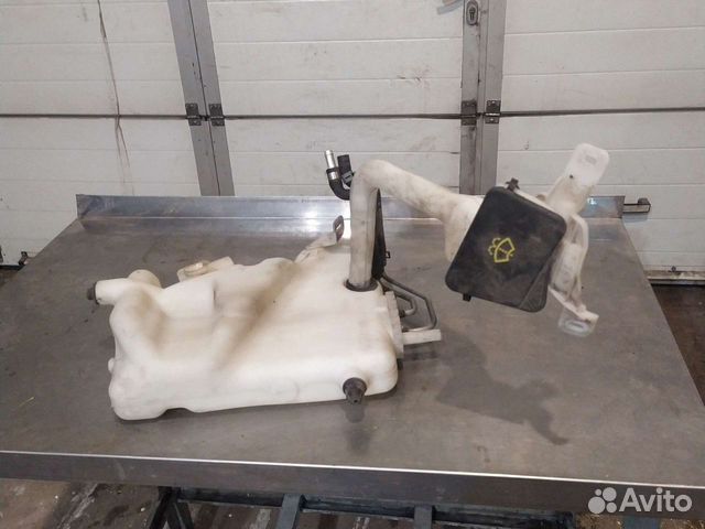 Бачок омывателя Мерседес е211