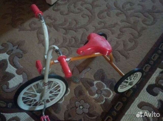 Детский трехколесный велосипед