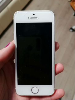 Телефон iPhone 5s