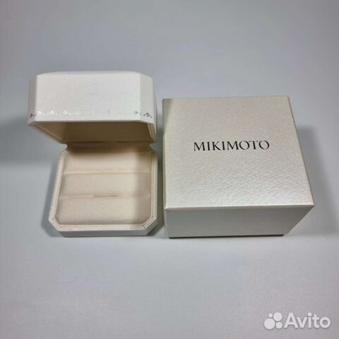 Коробка Mikimoto для обручальных колец