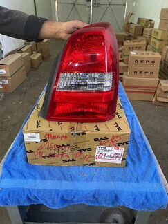 Фонарь задний правый Nissan Primera (P12)