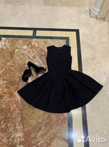Платье черное