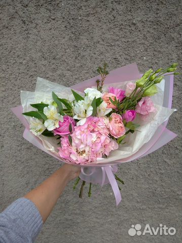 Сборный букет с гортензией