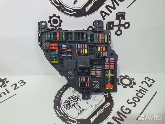 Блок предохранителе задний для BMW F10