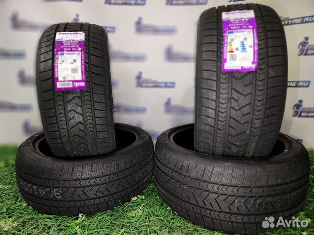 Tourador Winter Pro TSU1 245/40 R19 и 275/35 R19 100V
